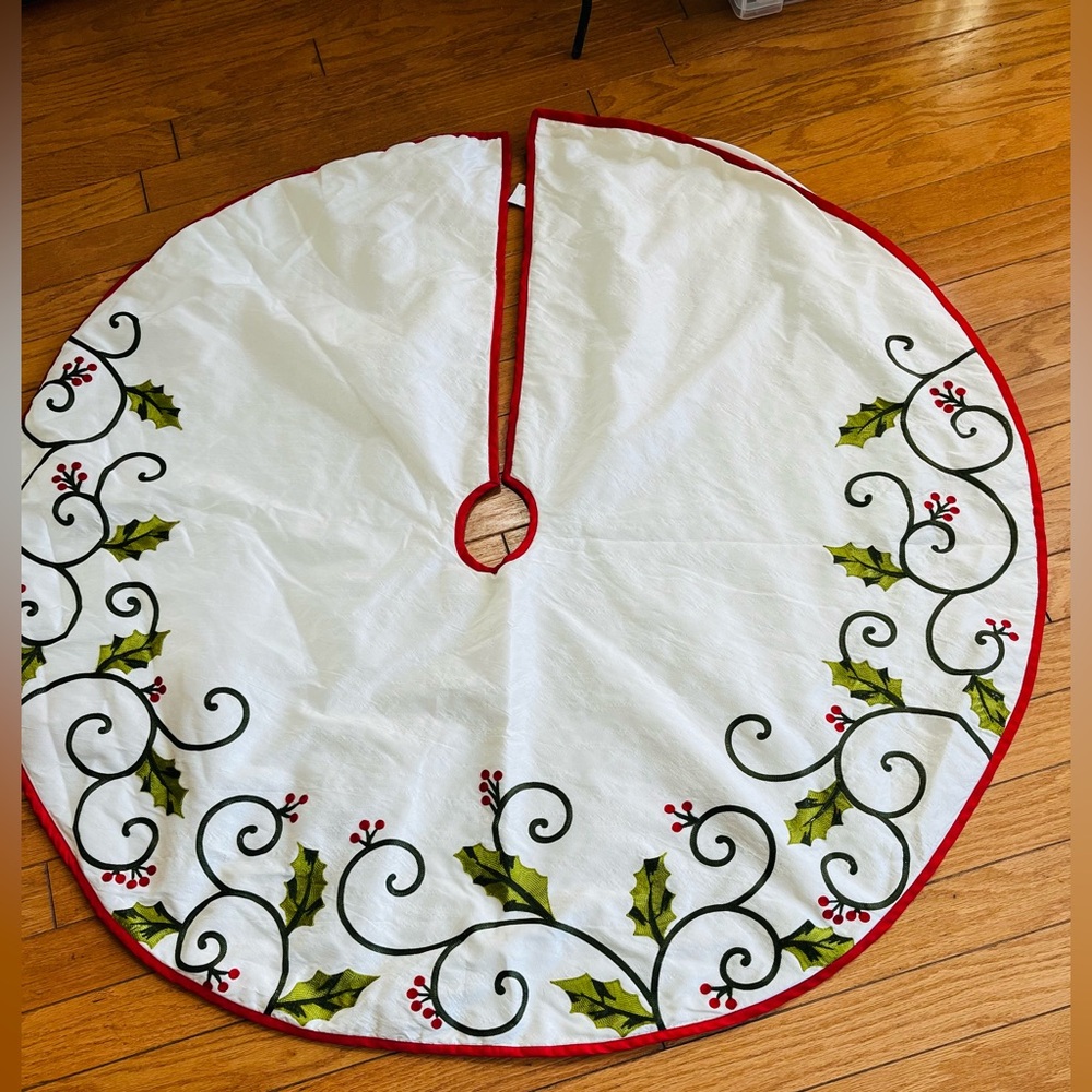 Christmas Tree Skirt